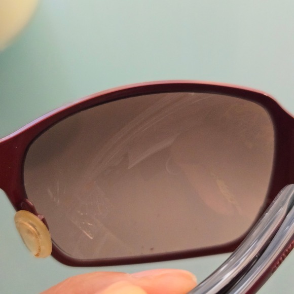 Y2K Oakley Behave Sunglasses  05-316  62- 17 vintage